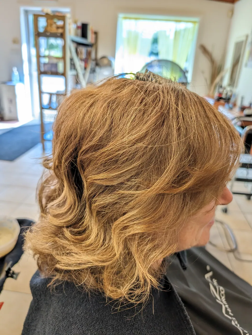 Coloration Rainbow Clean Colors réalisée au salon